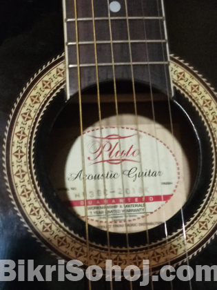 Pluto classical acoustic guiter